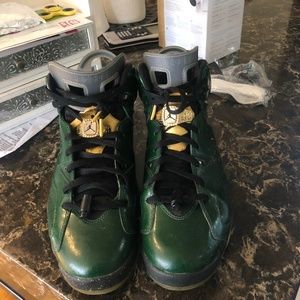 Air Jordan Retro 6 Champagnes